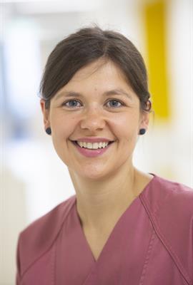 Julia Rothmann arbeitet seit 2009 in der Kinderklinik des UKL.