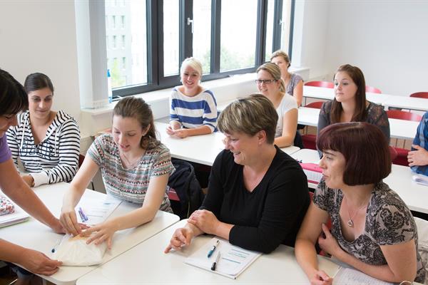 Bildungszentrum / <br> Unser Bildungsprogramm