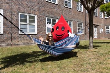 BRING A FRIEND! Jetzt Neuspender:innen werben