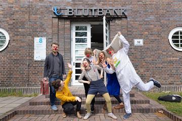 Foto_Clownsnasen (Blutbank Vereinsaktion).jpg