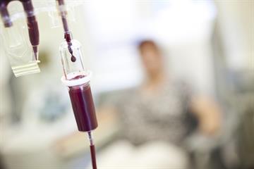 ambulanter-patient-transfusion-blutbank-uniklinikum-leipzig.jpg