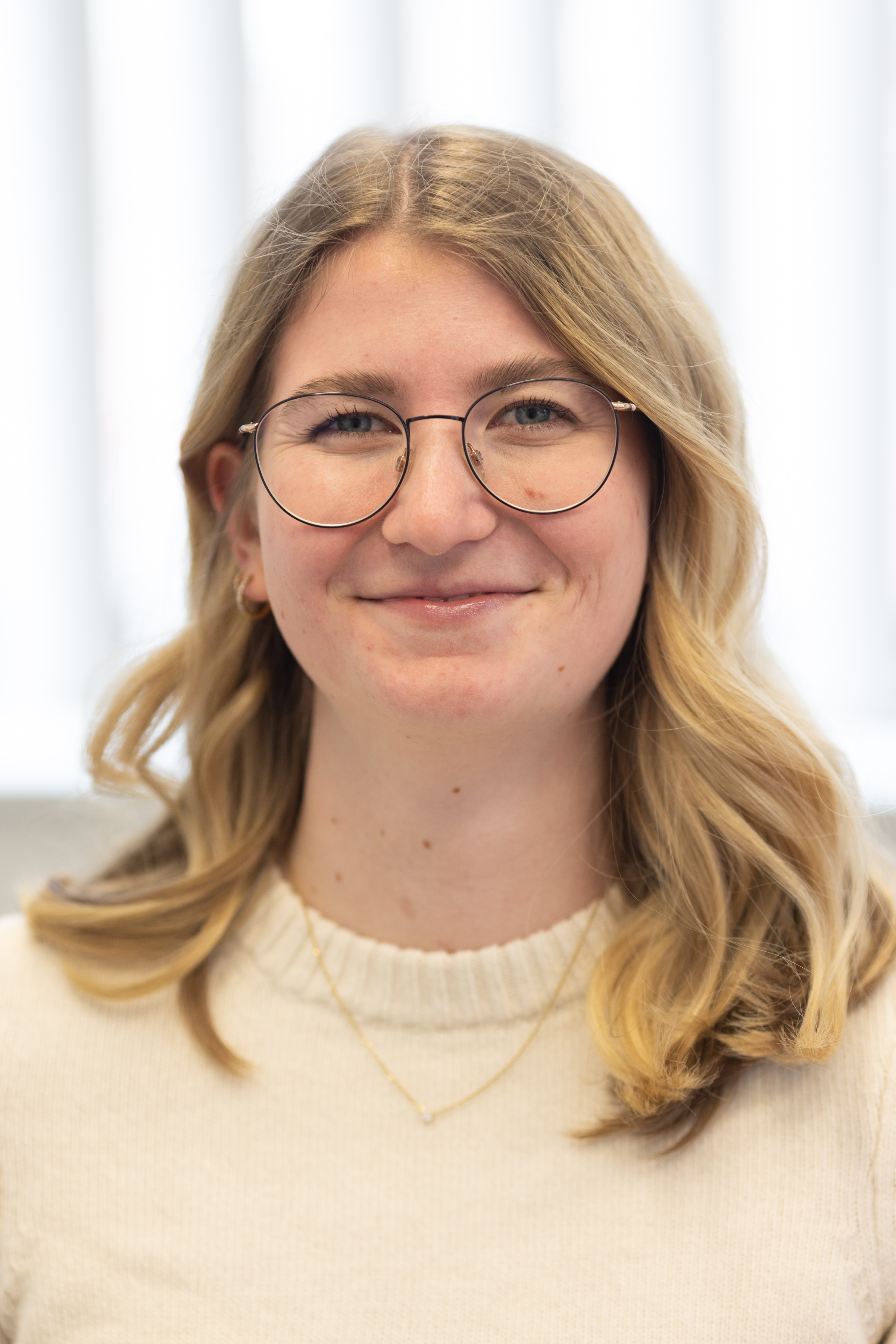Sarah Knauth.png