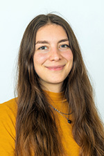 Porträt ​Julia Jesser
