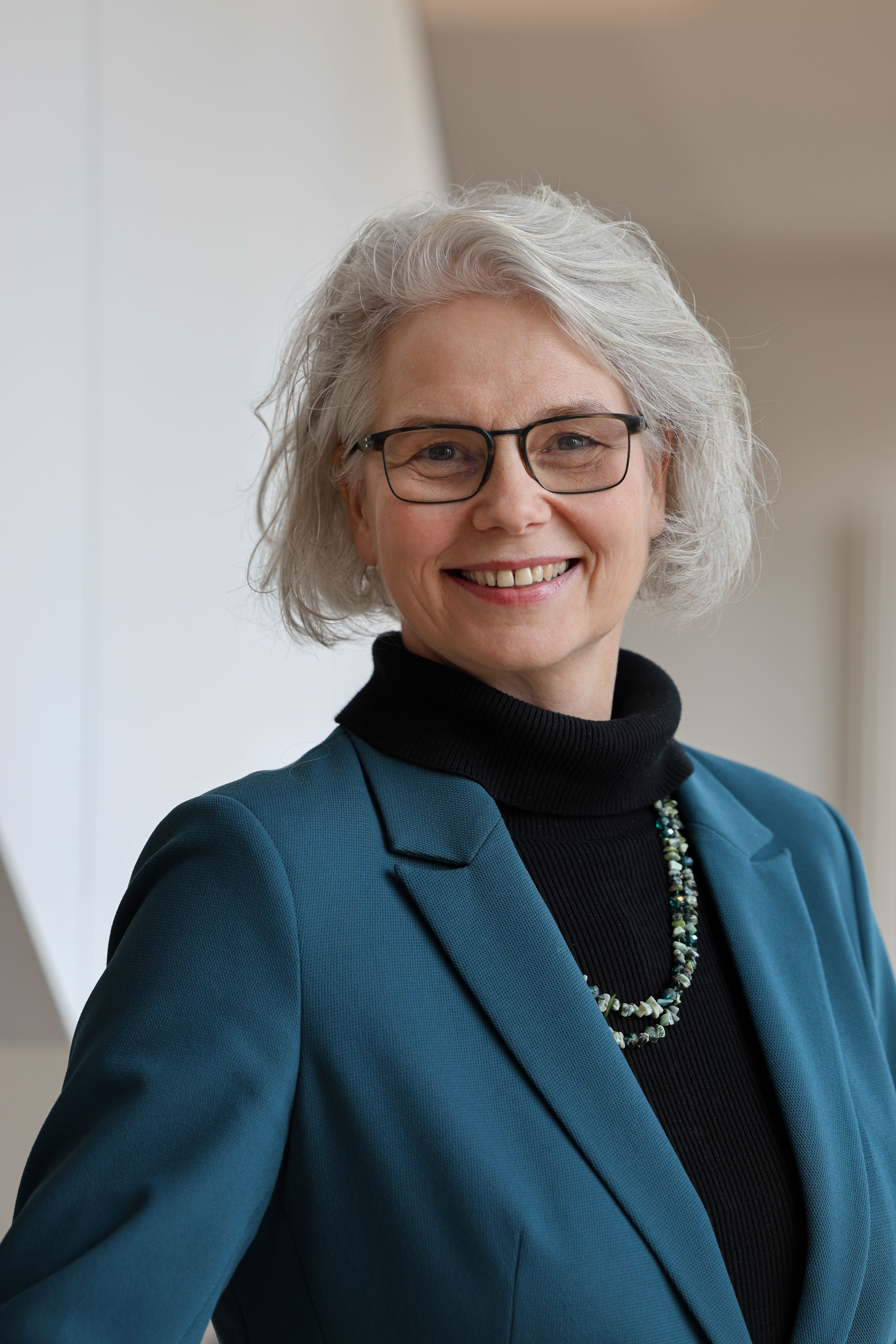 E-Mail an Dr. Thöne-Otto