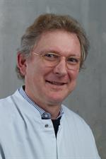 Dr. Jörn-Sven Kühl.jpg