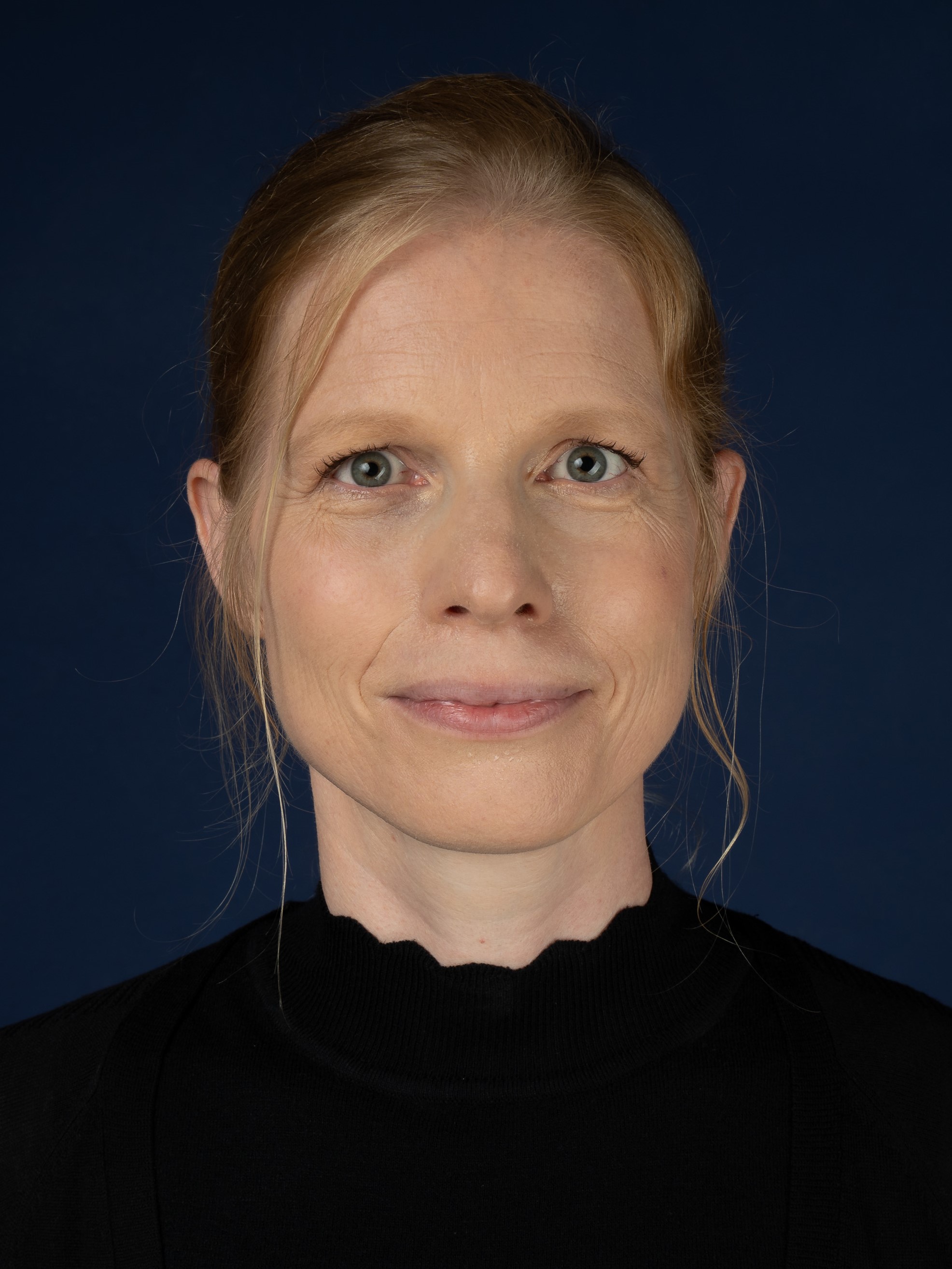 autorenfoto_corinna_pietsch.jpg