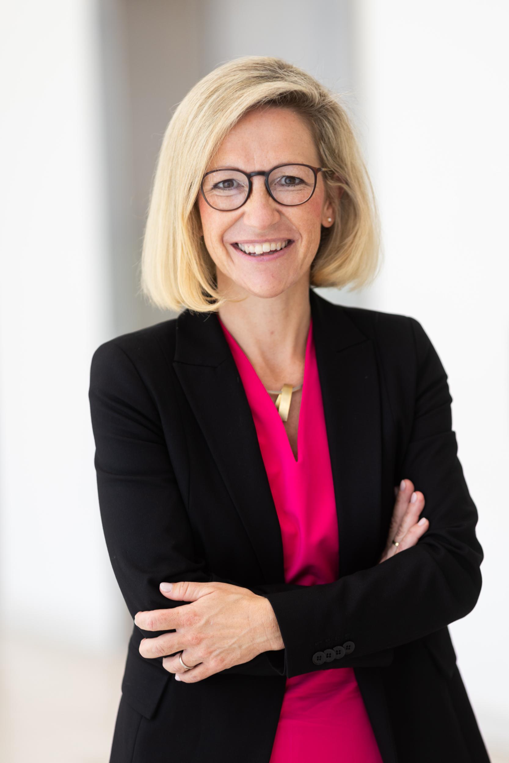 Dr. Alexandra Ramshorn-Zimmer, Leiterin des Klinischen Prozessmanagements am UKL, ist Projektinitiatorin und Konsortialführende des Verbundprojektes optiSEP.