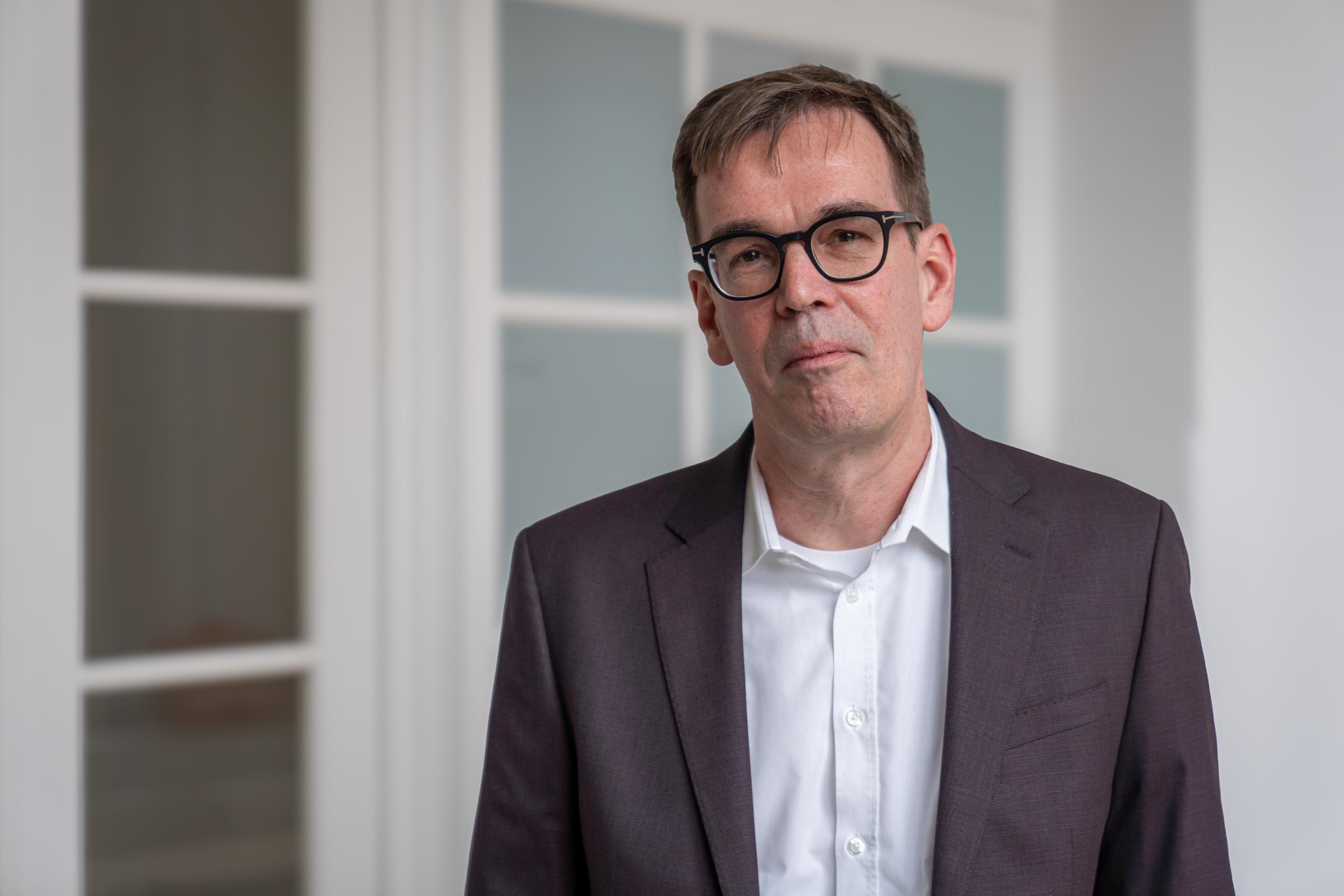 Dr. Robert Waschipky leitet seit 1. März 2025 den Bereich 1 - Informationsmanagement am UKL.