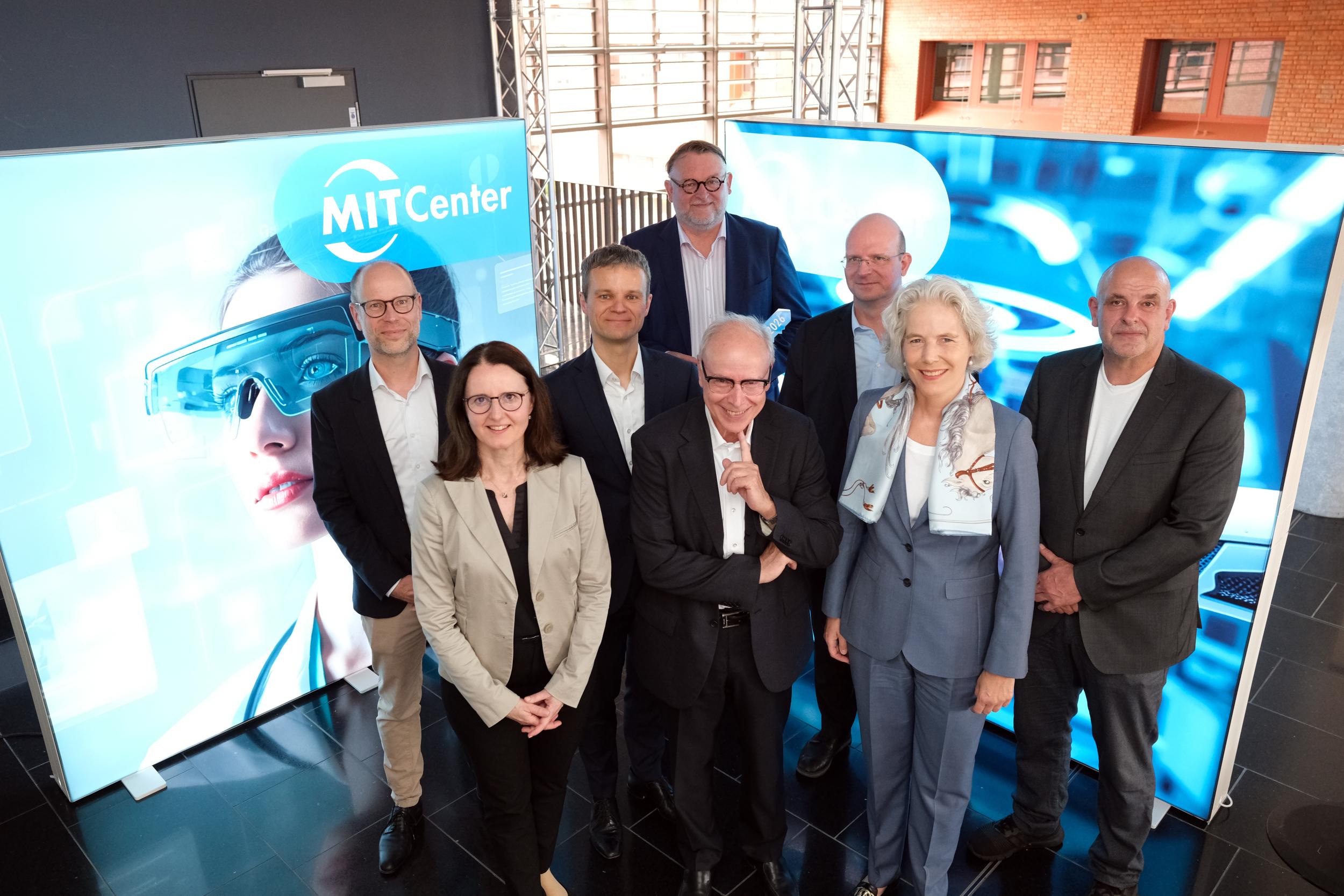 Am 17. Juni wurde das MITCenter, eine Tochtergesellschaft des UKL, feierlich eröffnet.