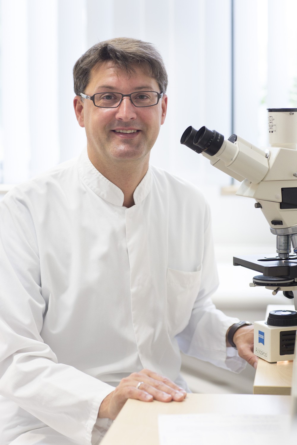 Privatdozent Dr. Christoph Lübbert, Leiter des Bereichs Infektions- und Tropenmedizin am Universitätsklinikum Leipzig