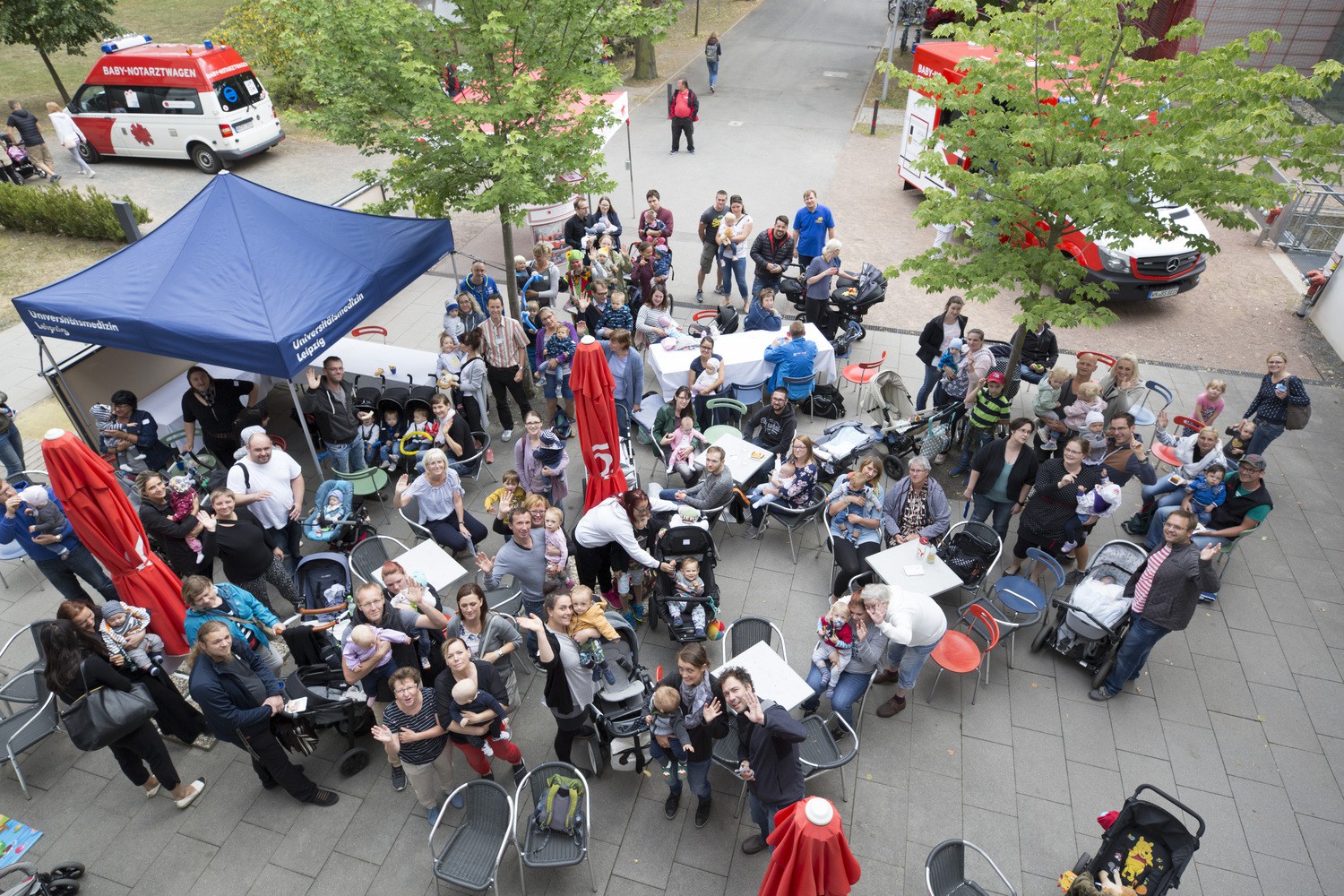 Eine schöne Tradition geworden ist das jährliche Frühchenpicknick am UKL, zu dem wie hier im Vorjahr immer etwa 100 Frühchen mit ihren Eltern aus ganz Sachsen kommen.