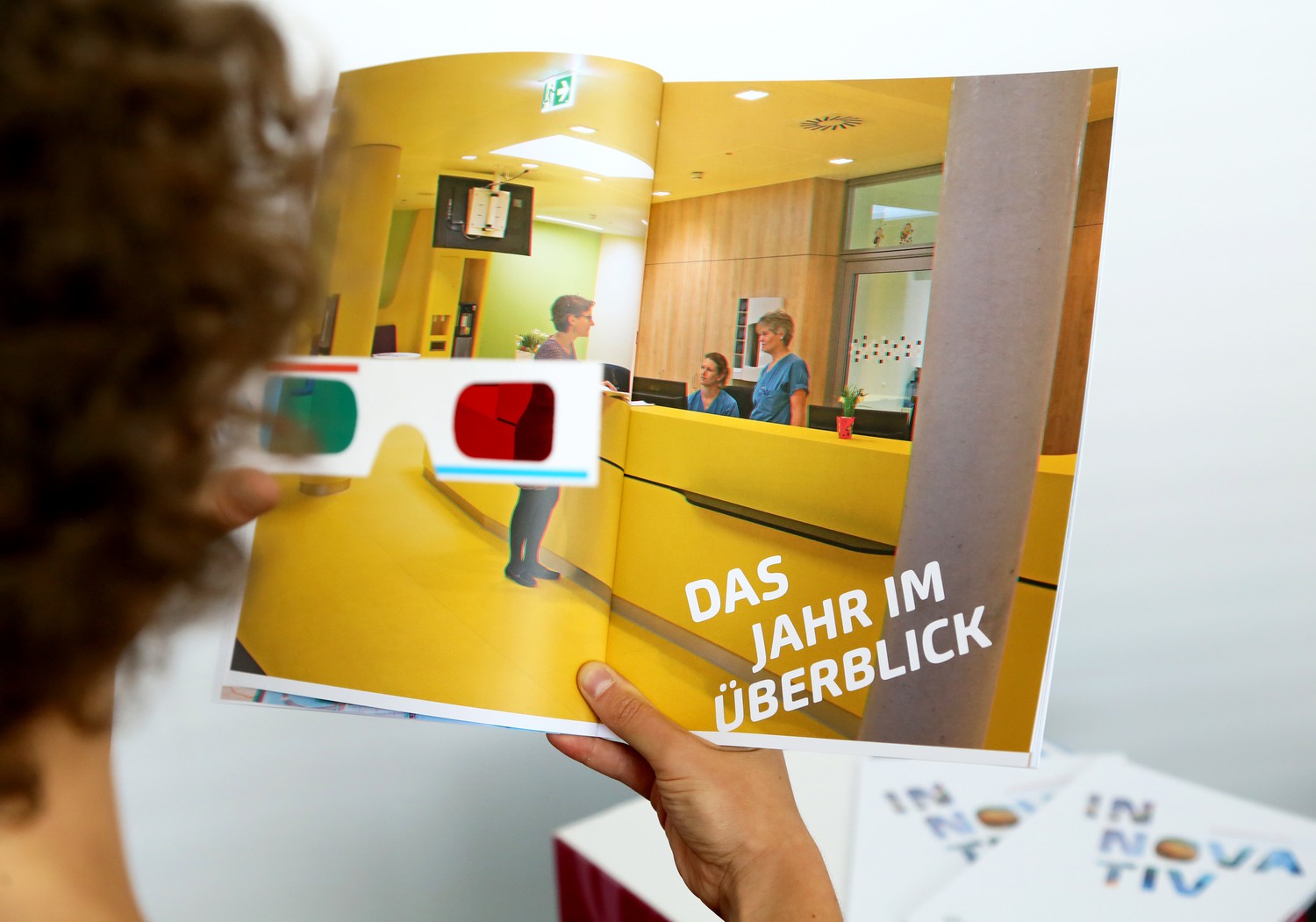 Der jetzt vorgelegte Jahresbericht des Universitätsklinikums Leipzig und der Medizinischen Fakultät  ermöglicht 3-D-Einblicke in den Klinikalltag.