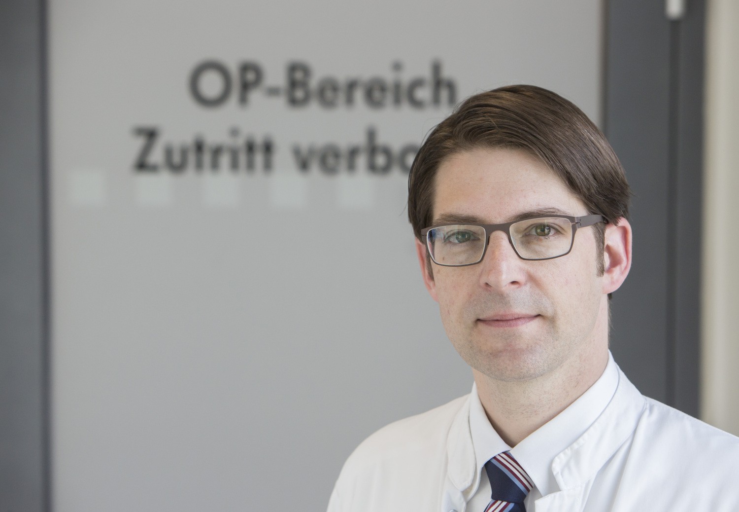 Prof. Daniel Seehofer, Leiter des Transplantationszentrums am Universitätsklinikum Leipzig, erinnert zum Tag der Organspende an die vielen Patienten auf den Wartelisten in den Kliniken.