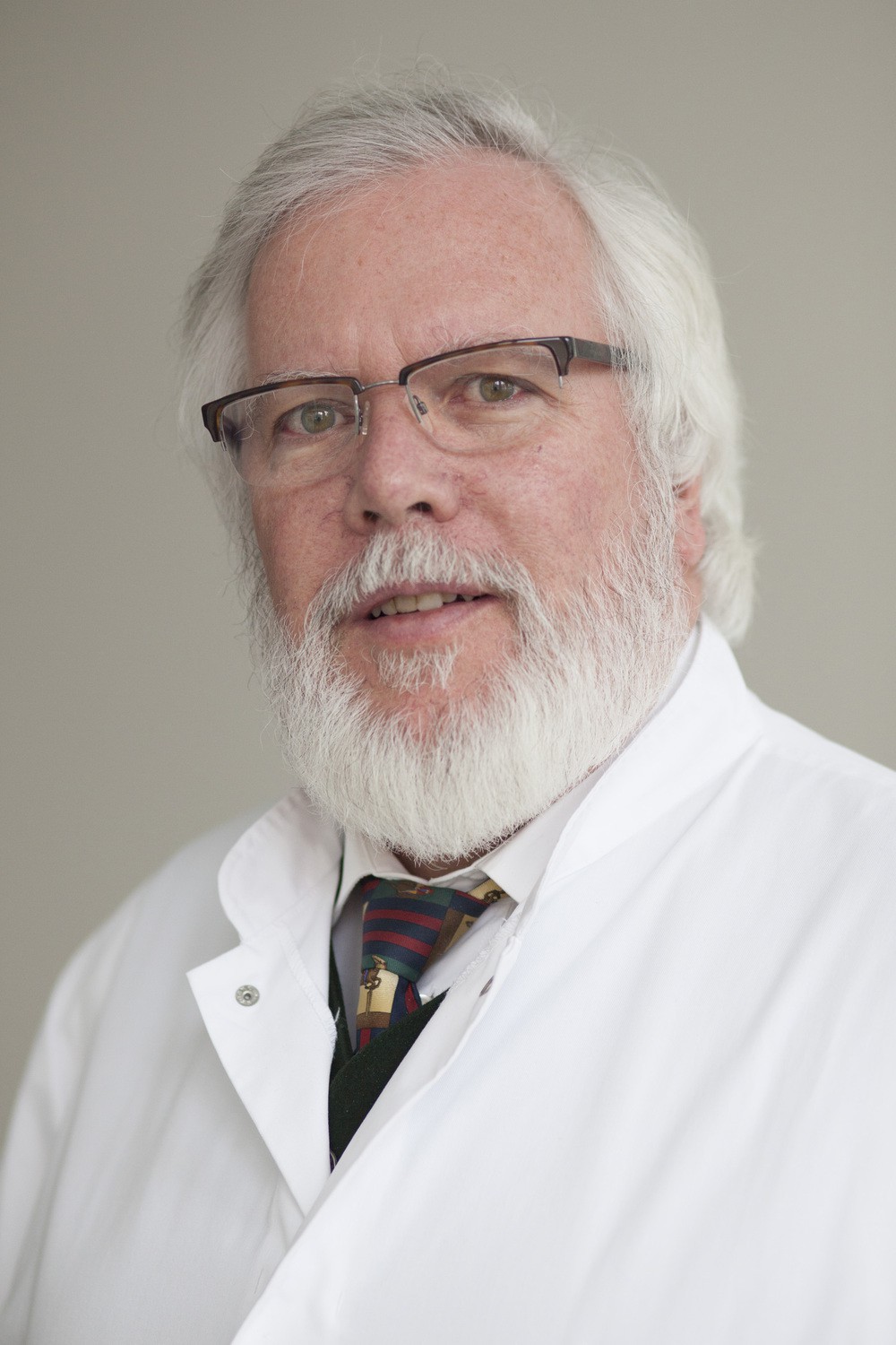 Ihm gelang es, die medizinische Mikrobiologie im Klinikum präsenter zu machen: Prof. Arne C. Rodloff beginnt mit dem Monatswechsel zu Oktober seinen Ruhestand.