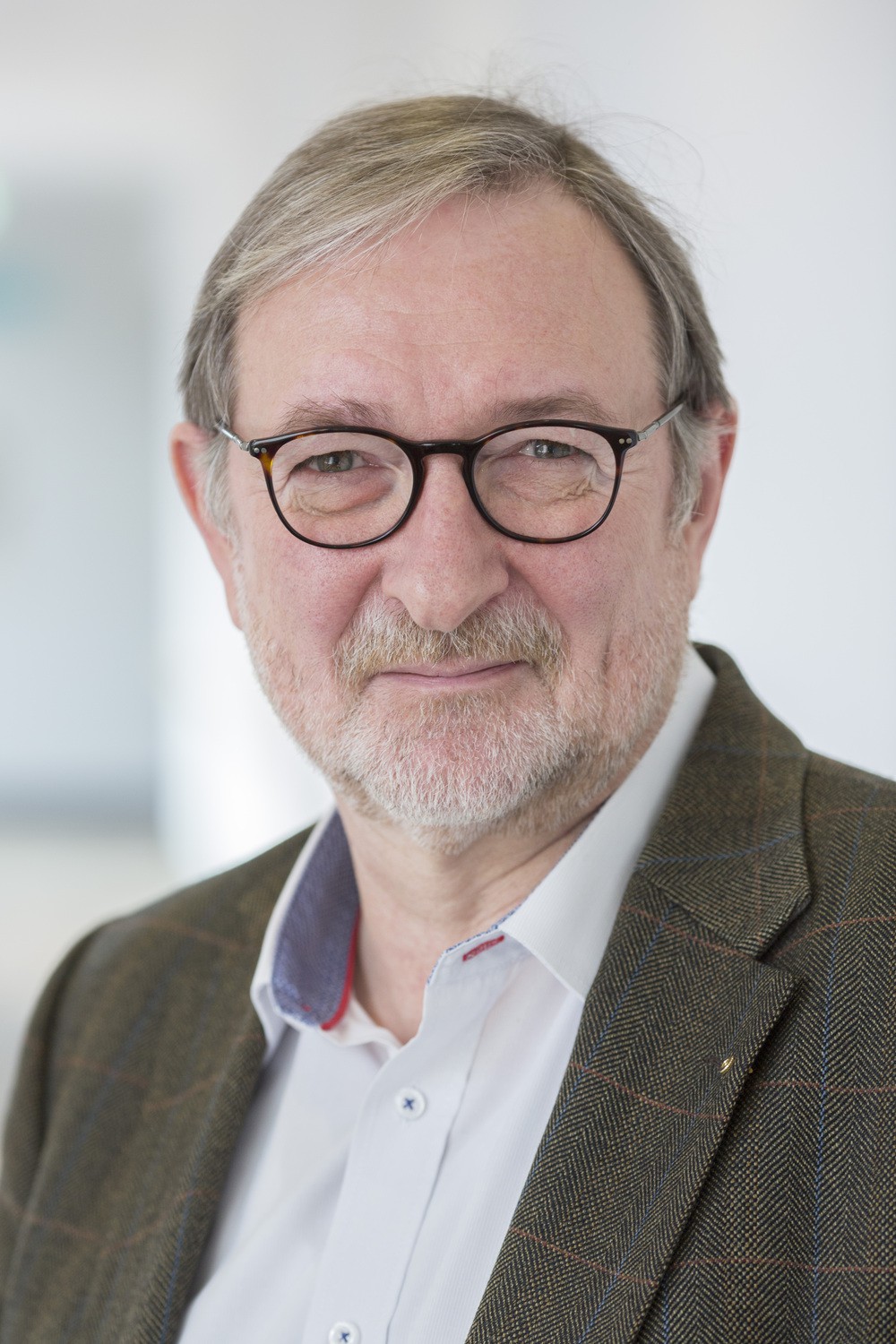 Dr. Wolfgang Köhler, Neurologe und Leiter des Projektes LEUKO-Expert am UKL.