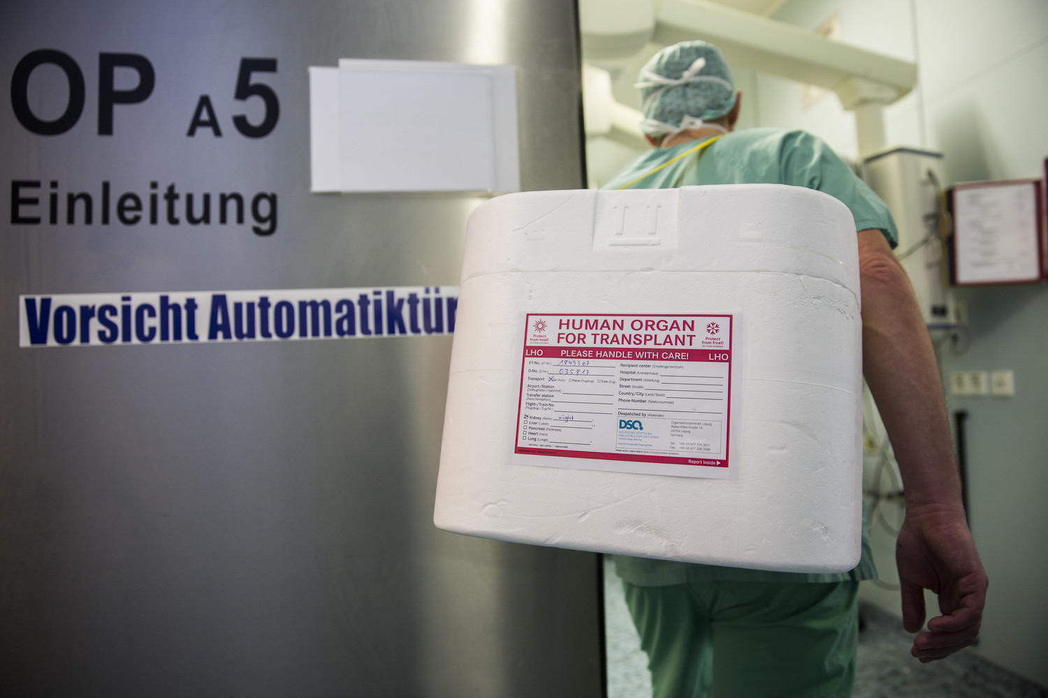 Eine Organtransplantation gelingt im Zusammenspiel vieler Berufsgruppen. Für Pflegende in Mitteldeutschland findet am 24. August nun das erste Fachsymposium am UKL statt.