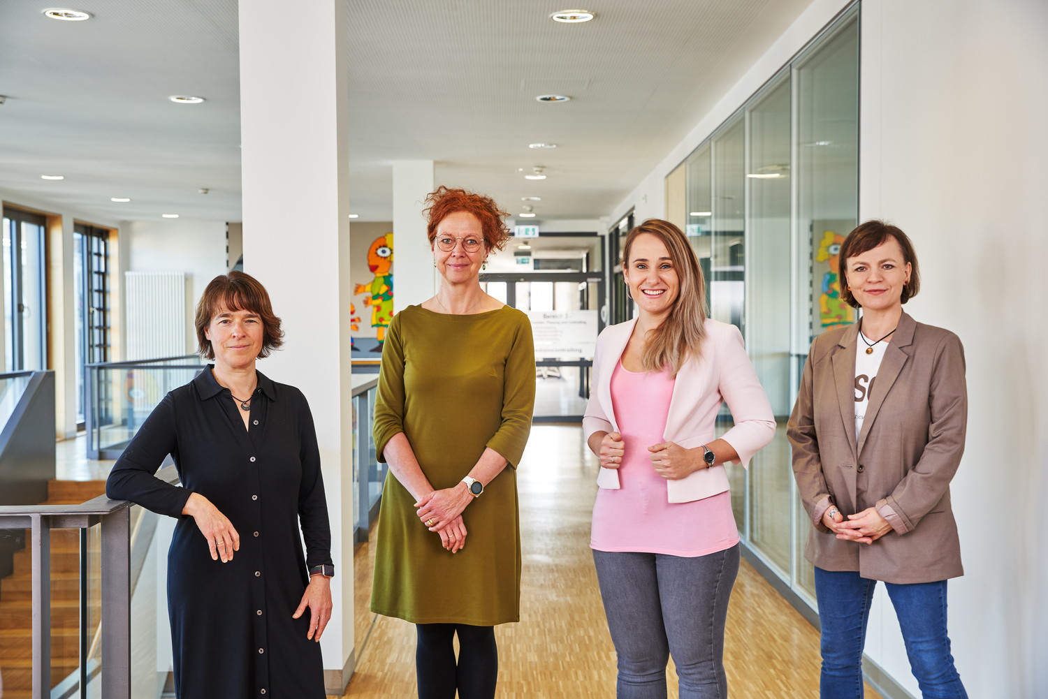Sie sind von der MBFS zur Medizinischen Fakultät gewechselt und bilden nun dort neue Hebammen aus: die bisherige Fachbereichsleiterin Dr. Henrike Todorow und ihre Kolleginnen Bianca Hünlich, Melanie Klotz und Claudia Löser (v.l.n.r.).