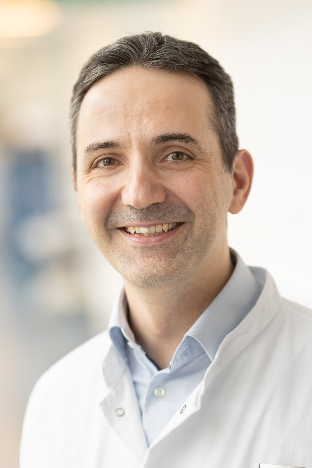 Prof. Erdem Güresir ist seit November 2022 Direktor der UKL-Klinik für Neurochirurgie.