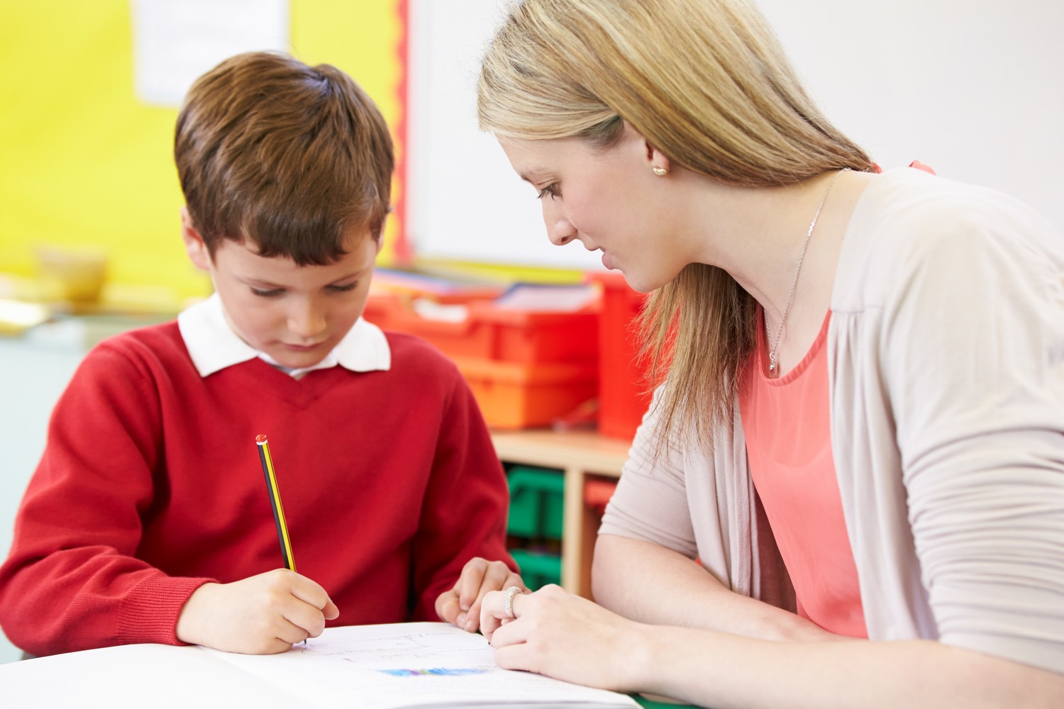 Lehramtsstudierende fördern Schüler im Projekt "StartTraining".